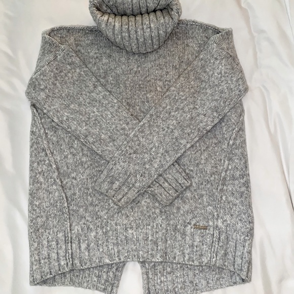 Michael Kors sweater - Picture 2 of 12